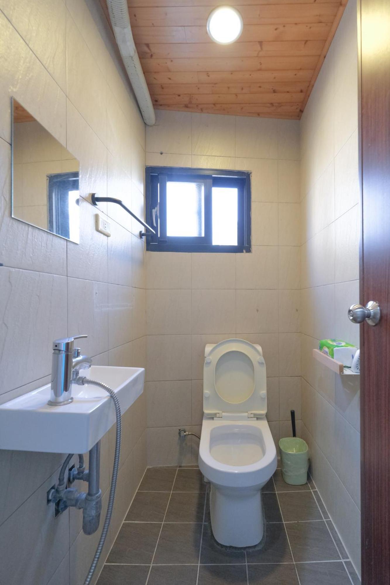 Re+Wood Guesthouse Tajnan Kültér fotó